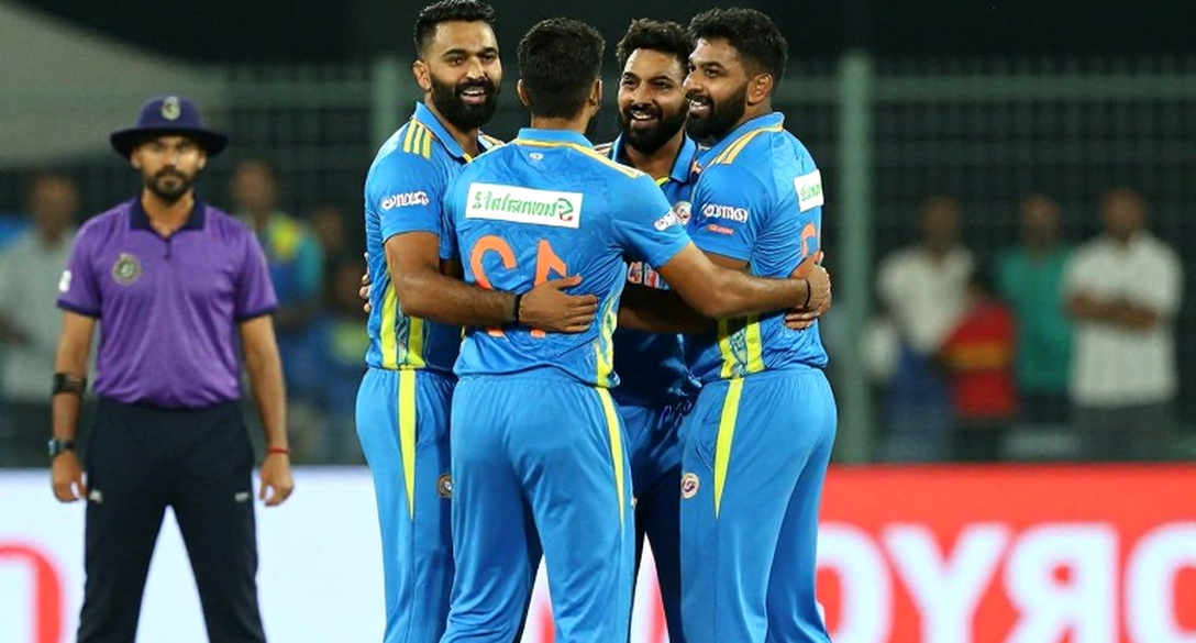 তাসকিনের তিন উইকেট, একটি সংবাদ সম্মেলন আর এক ম্যাচের দায় তাসকিনের তিন উইকেট, একটি সংবাদ সম্মেলন আর এক ম্যাচের দায়