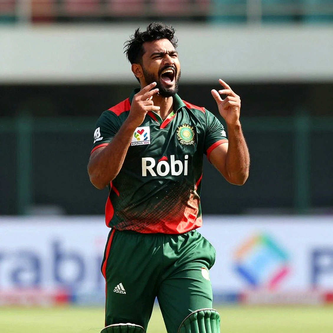 ফিল্ডিংয়ে মাথায় চোট, মোমিনুল হক ছিটকে গেলেন ম্যাচ ও পরের টেস্ট থেকে; কনকাশন সাবস্টিটিউট হিসেবে নামলেন জাকের আলী অনিক ফিল্ডিংয়ে মাথায় চোট, মোমিনুল হক ছিটকে গেলেন ম্যাচ ও পরের টেস্ট থেকে; কনকাশন সাবস্টিটিউট হিসেবে নামলেন জাকের আলী অনিক
