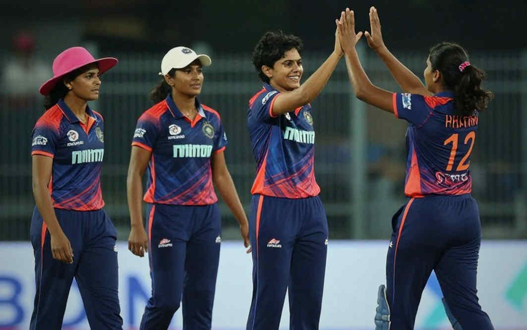 একটি বলের ডিনোমিনেটর: নিউল্যান্ডসে মার্করাম-কামিন্সের সেই মুহূর্তটি আসলে কী প্রমাণ করে