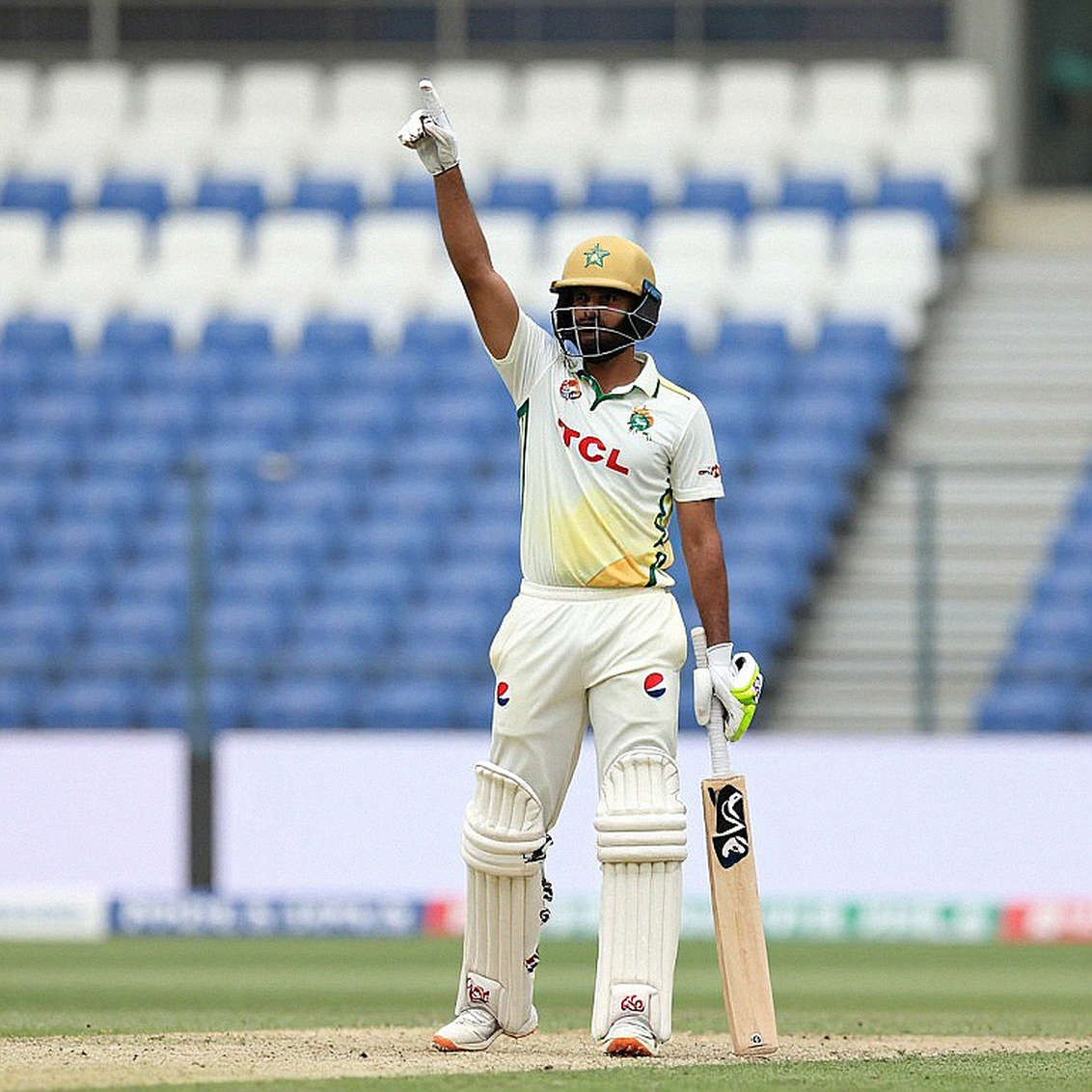 ট্রান্সফার উইন্ডোর খাতা: ক্রিকেটের নিলামে দাম আর পারফরম্যান্সের ফাঁকটা কোথায়