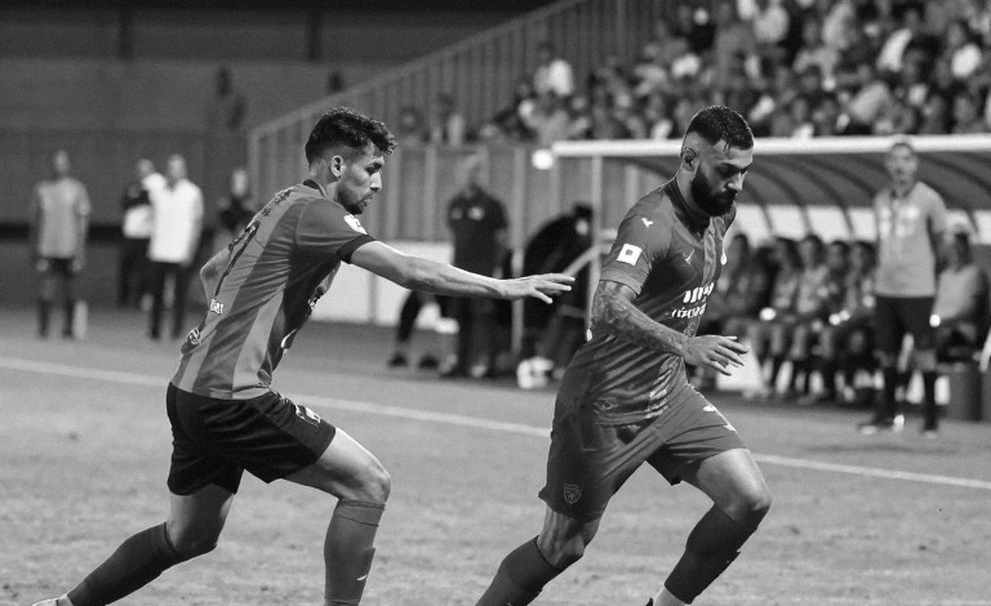 Viking's 38 Minutes and Bayern's Two Gaps: One Night Seen From a Training-Ground Notebook Viking's 38 Minutes and Bayern's Two Gaps: One Night Seen From a Training-Ground Notebook