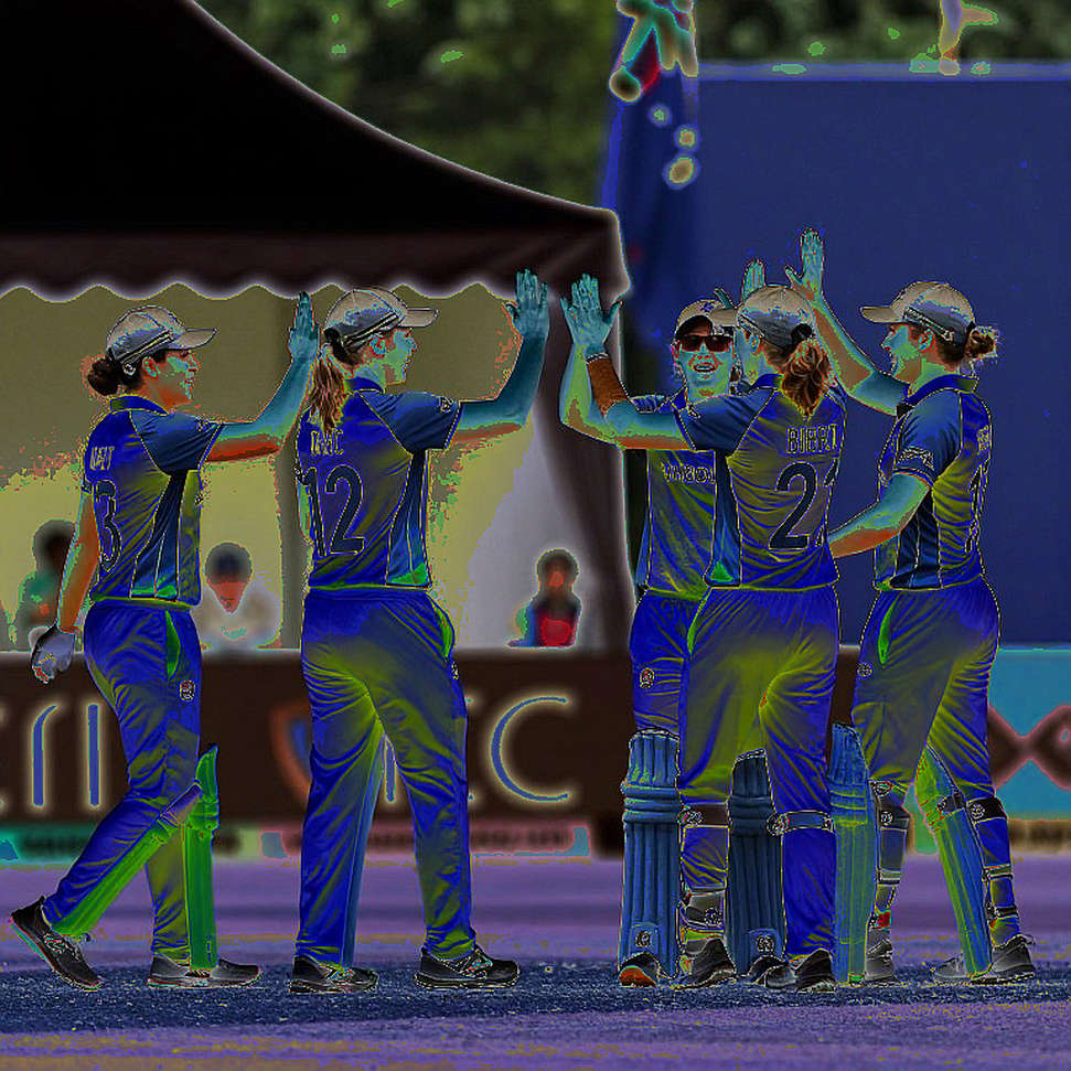 ১৩০ রান, ১০১ বল, ৭ ছক্কা—আর স্কোরকার্ডে ২৩ রানের একটা ফাঁক