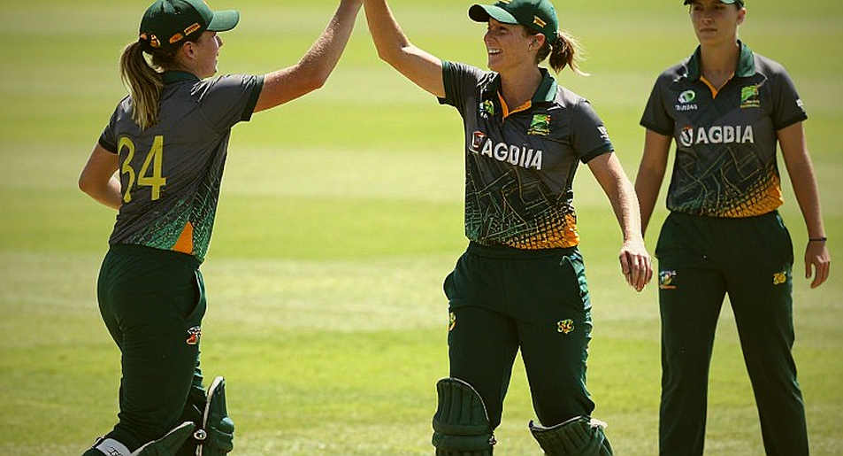 ইনিংস ও ৩১ রানের ছদ্মবেশ: ফলো-অন যে ম্যাচটা জিতল, আর তিনটি সংখ্যা যা কেউ দেখতে চায়নি ইনিংস ও ৩১ রানের ছদ্মবেশ: ফলো-অন যে ম্যাচটা জিতল, আর তিনটি সংখ্যা যা কেউ দেখতে চায়নি