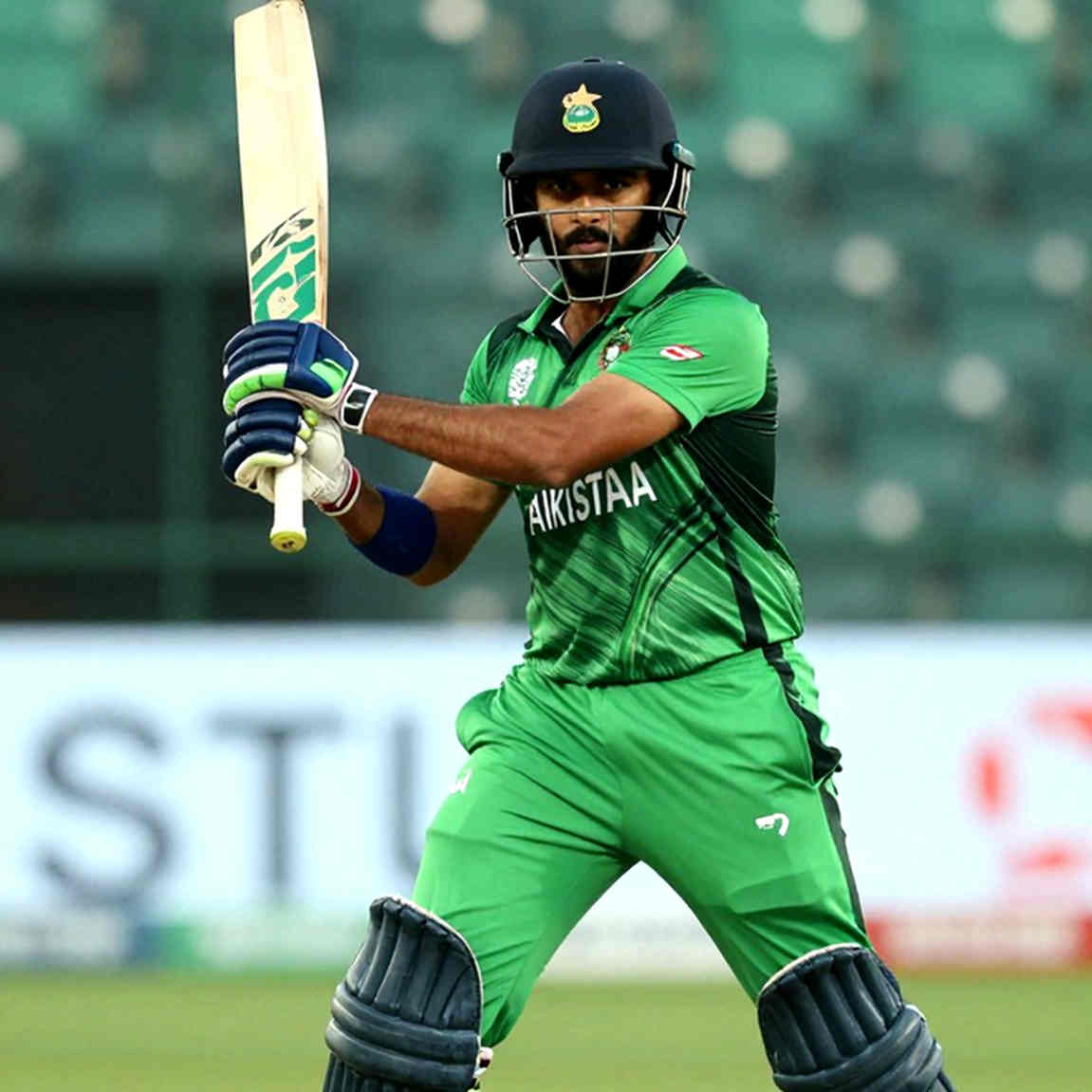 The Line of the Pitch and the Angle of the Penalty Box: Cricket-Football Crossovers, the Economy of a Quiz, and a Gap in the Date The Line of the Pitch and the Angle of the Penalty Box: Cricket-Football Crossovers, the Economy of a Quiz, and a Gap in the Date