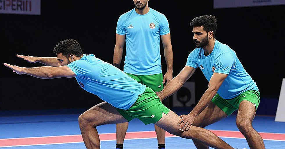 বেঞ্চে বসে থাকা হাই-ফ্লায়ার: ভারত-ইরান ফাইনালের শুরুর সাত নিয়ে যা কেউ বলে না