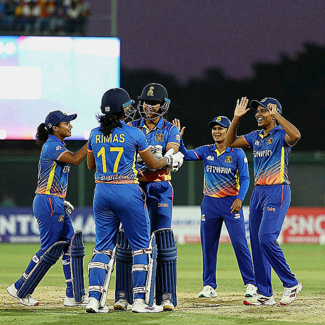 Gavaskar's 'Responsibility' and India's Batting Collapse: A Data Autopsy Gavaskar's 'Responsibility' and India's Batting Collapse: A Data Autopsy